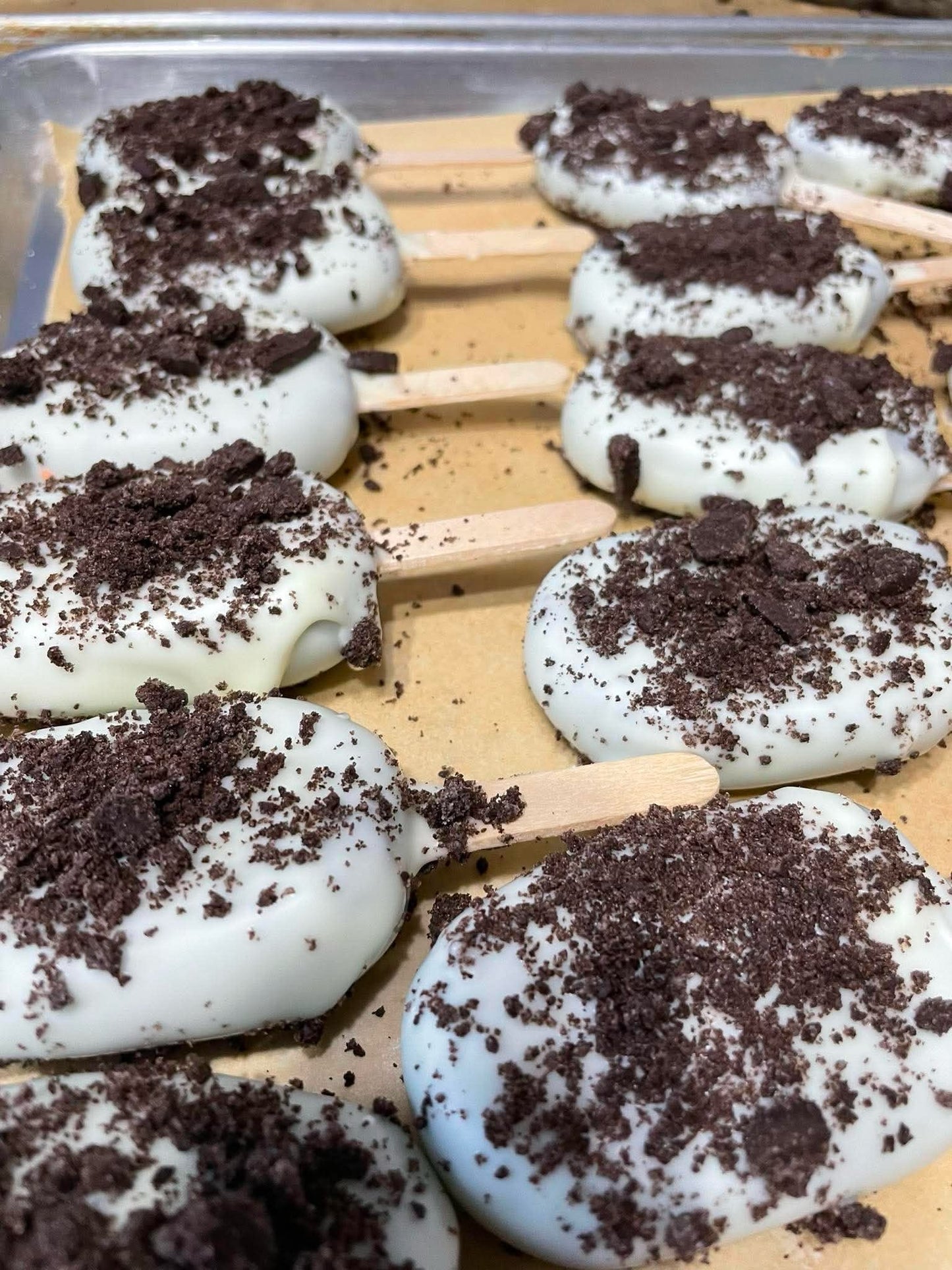 Cookies And Cream Cake Pop